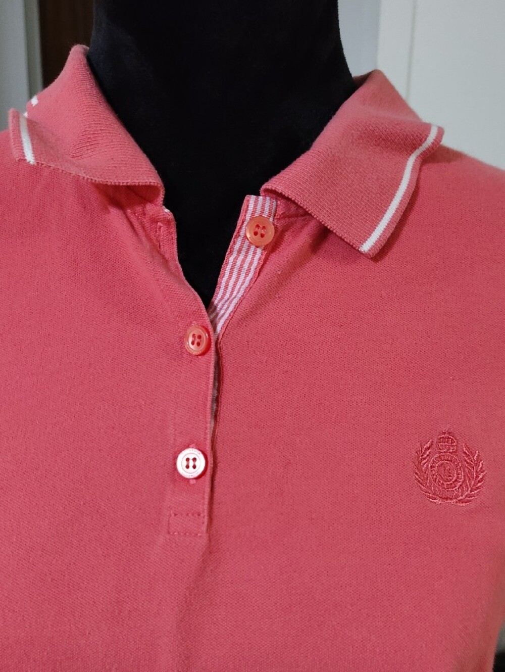 Liz Claiborne Coral Polo Shirt with Contrast Trim - Picture 2 of 4